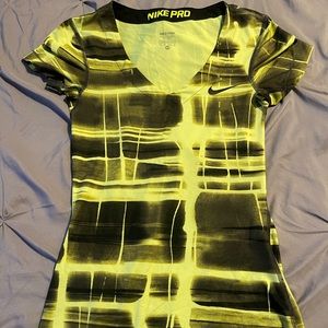 Nike Dri-fit Workout Top. Size XS